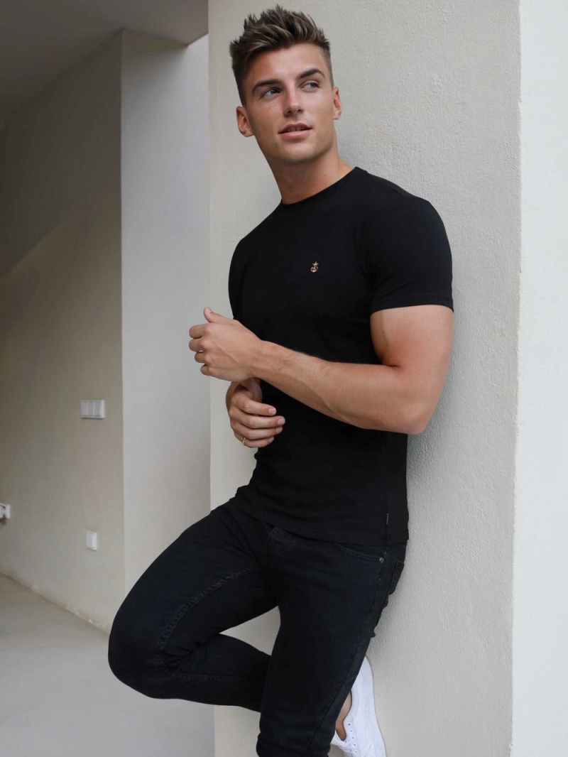 Blakely Conway T-Shirt Black | 284-MSOFVC