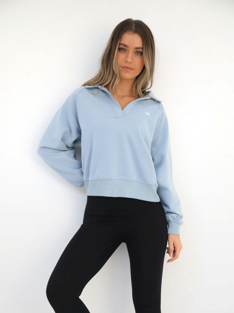 Blakely Initial V-Neck Jumper Light Blue | 913-BMTAPX