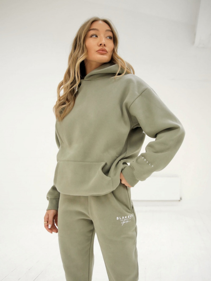 Blakely LAX Women's Oversized Hoodie Olive | 701-JNBIPG