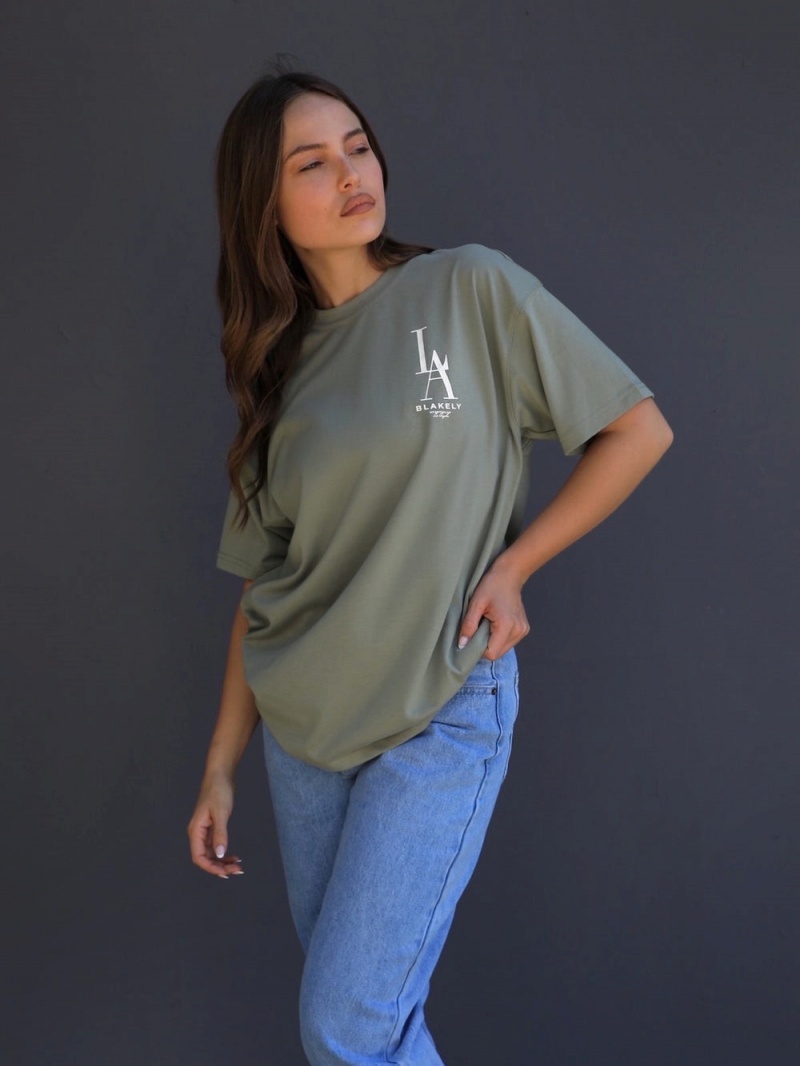 Blakely Studio Relaxed T-Shirt Olive | 216-TSPVQJ