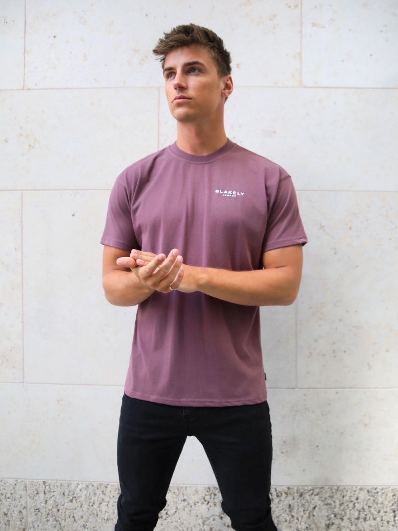 Blakely Universal Relaxed T-Shirt Burgundy | 981-VDBQWN