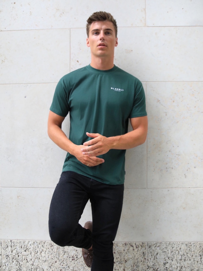 Blakely Universal Relaxed T-Shirt Dark Green | 653-RBEQOT