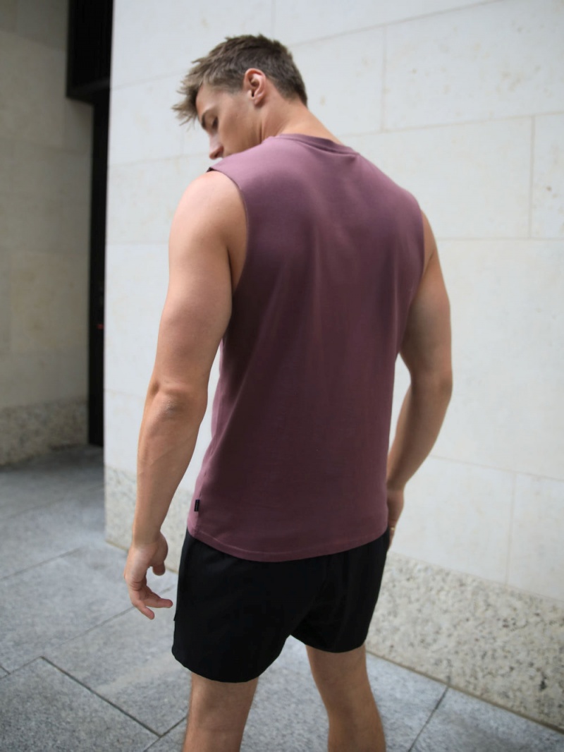 Blakely Universal Sleeveless Tee Burgundy | 712-LQIOSX