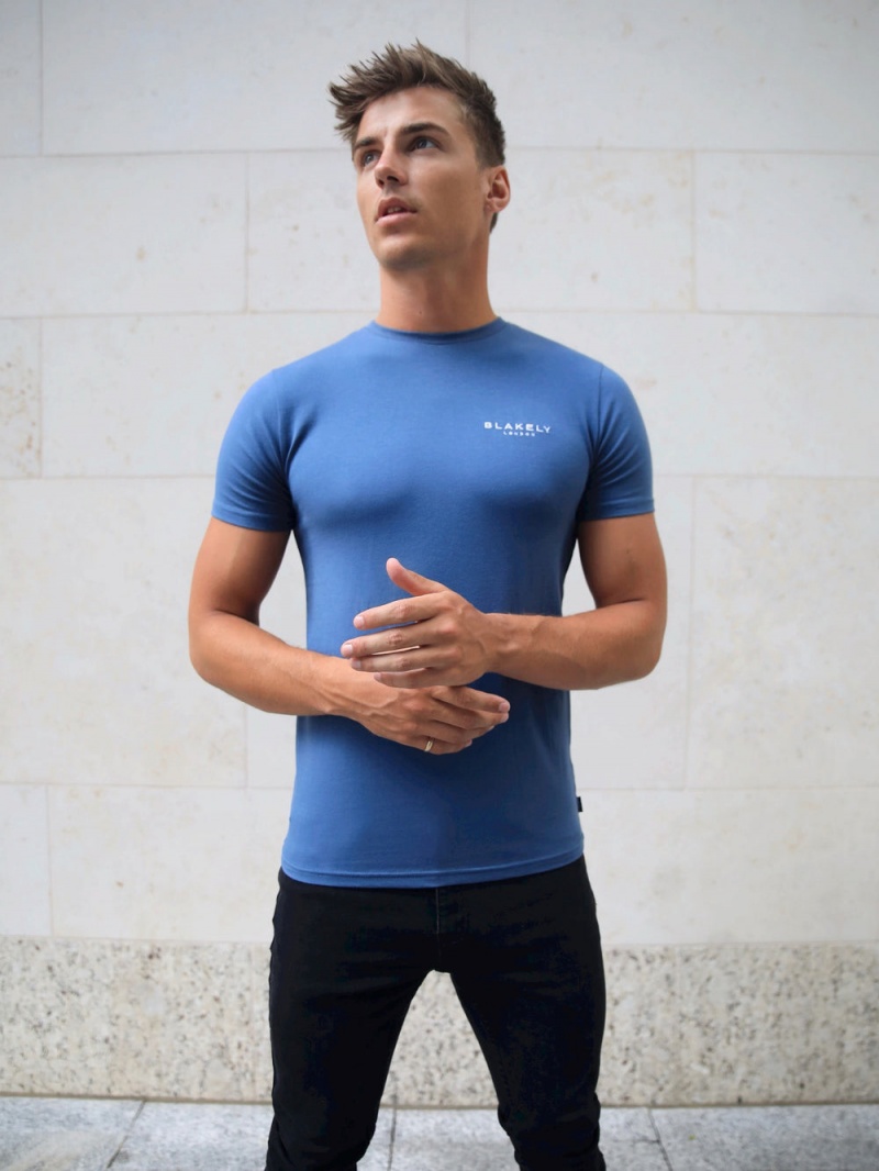 Blakely Universal T-Shirt Blue | 165-YZTHPQ